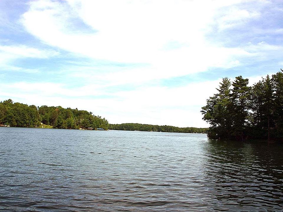 2nd image of 635 Lake George Trl