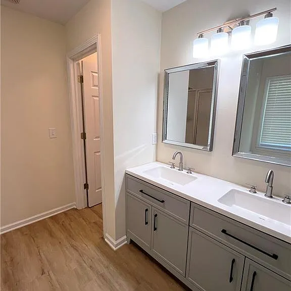 350 Laurel Glen Xing — Photo 30