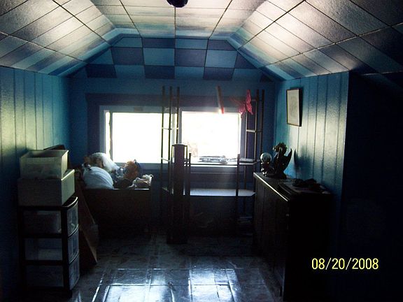4th image of 1046 N Humphrey Ave