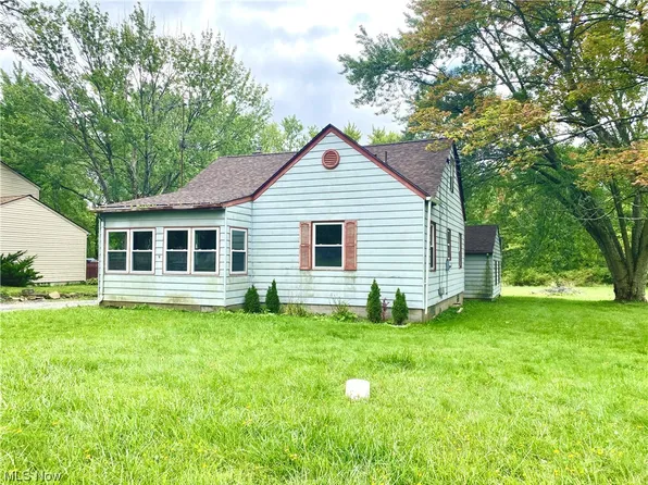 4626 Smith Stewart Rd, Vienna, OH 44473