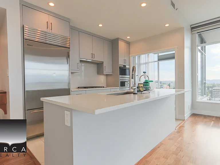 1333 W 11th Ave #1502 — Photo 8
