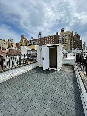 Rented by Oxford Property Group | media 7