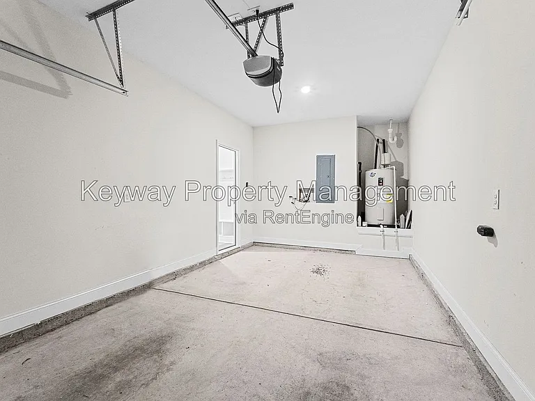 331 Sumac Trl — Photo 25