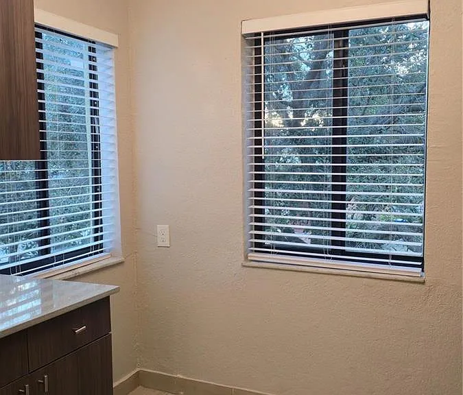 360 NW 8th St #8 — Photo 3