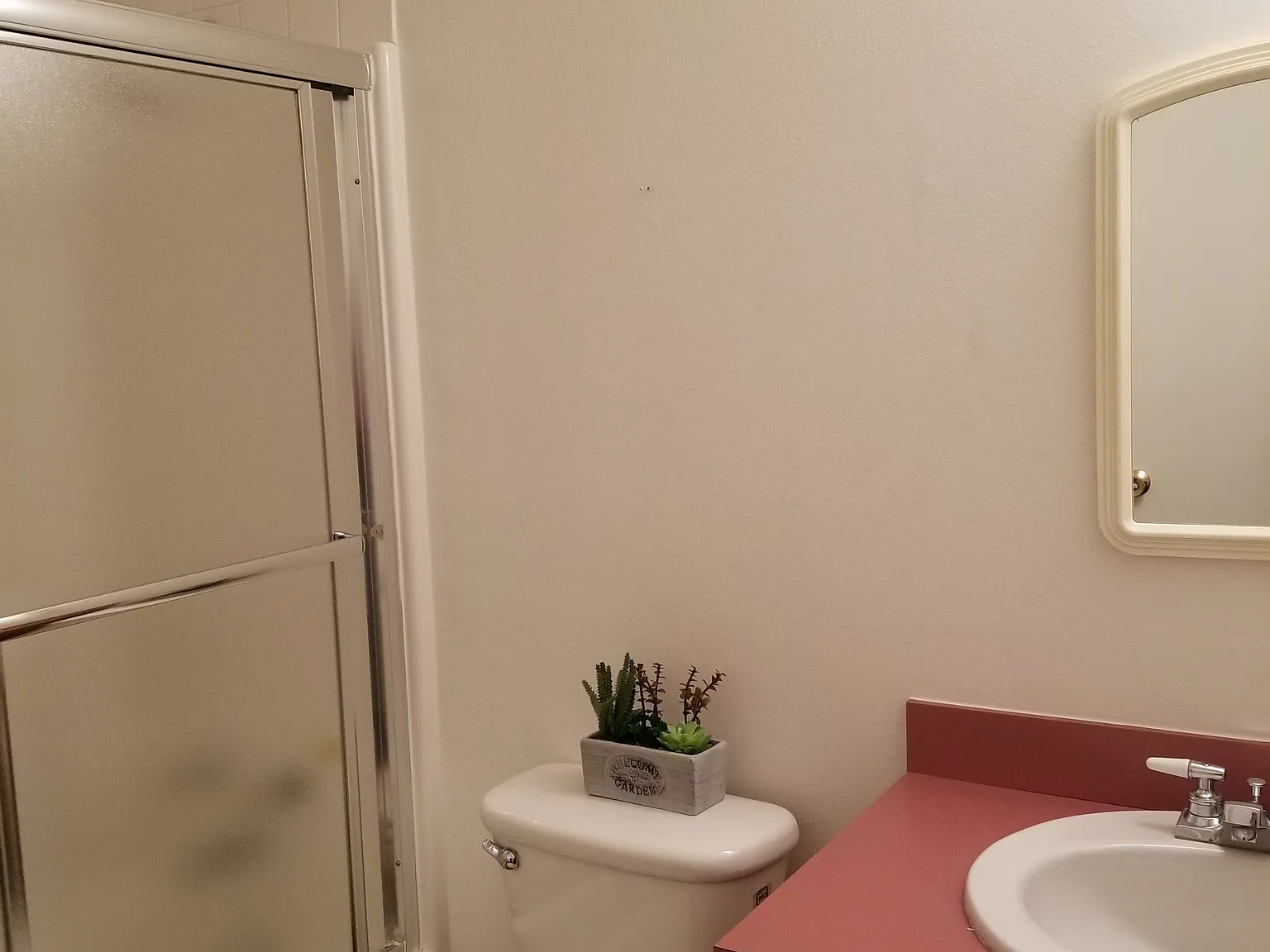 3 bed, 1394 sqft, $1,650 — Photo 2