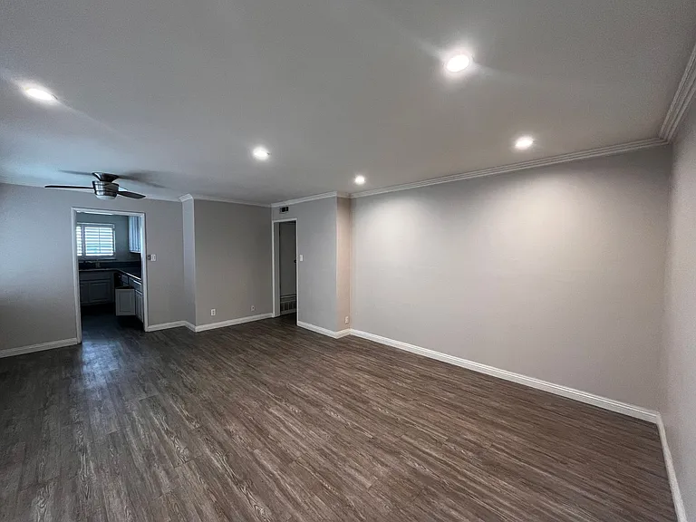 442 So Rexford Dr — Photo 5