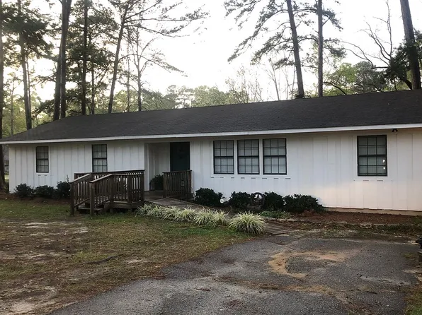 111 Woodwin Dr, Thomasville, GA 31757