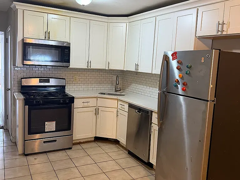 31 Rutgers Ave #1 — Photo 1
