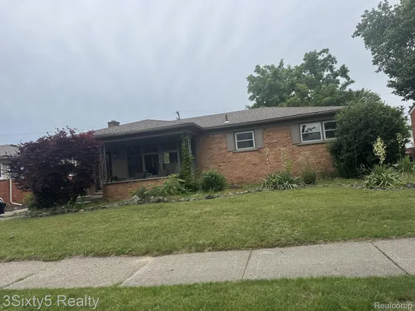35852 Pinetree St, Livonia, MI 48150