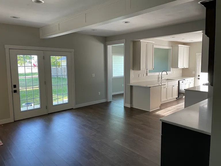 509 22nd St — Photo 3