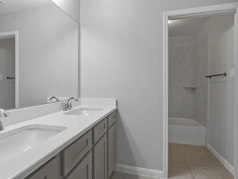 2136 Mulberry Dr — Photo 10