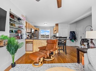 29 G St #2, Boston, MA 02127