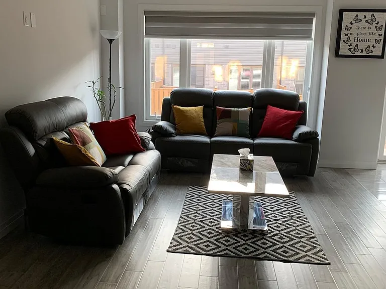59 Greenwich Ave — Photo 3