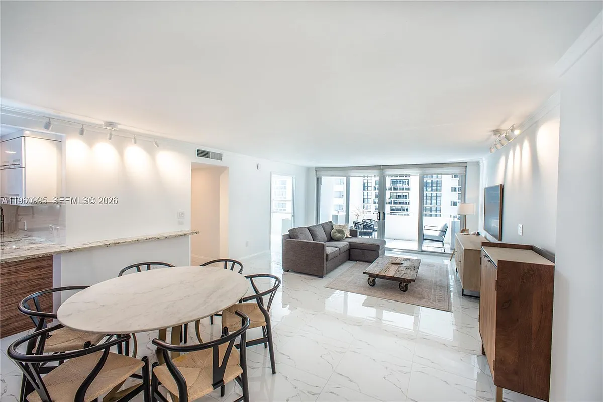 Building Photo - 11 Island Ave #1107