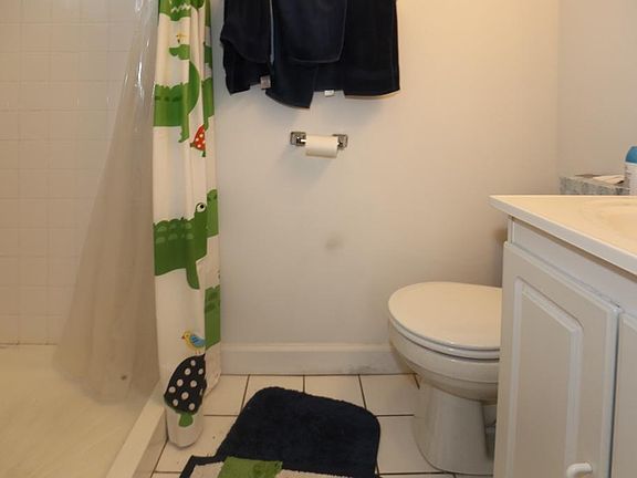 5th image of 3453 N Bosworth Ave #Ig2f