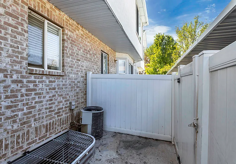 1413 S 1470 E — Photo 18