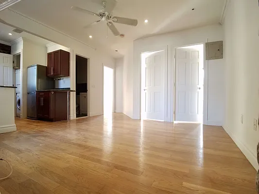 Rented by Compass | media 18