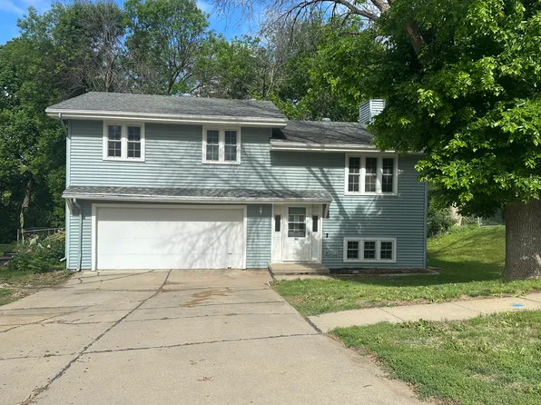 1210 Timber Ln, Glenwood, IA 51534