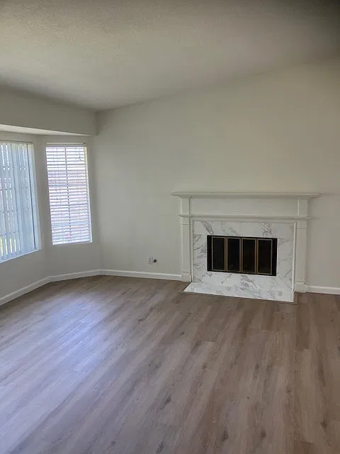 27727 Crookshank Dr — Photo 3