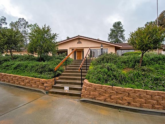 3rd image of 849 Norse Ln