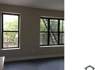 726 E 181st St, Bronx, NY 10457