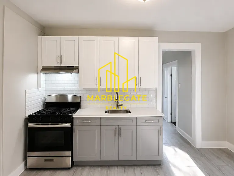 248 Nye Ave #55 — Photo 1
