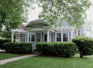 2105 N Park Ave, Fremont, NE 68025