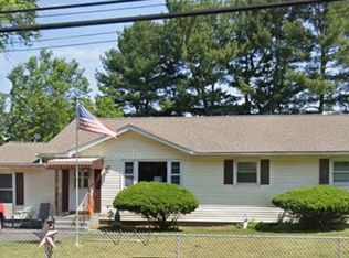 347 Green Ln, Ewing, NJ 08638