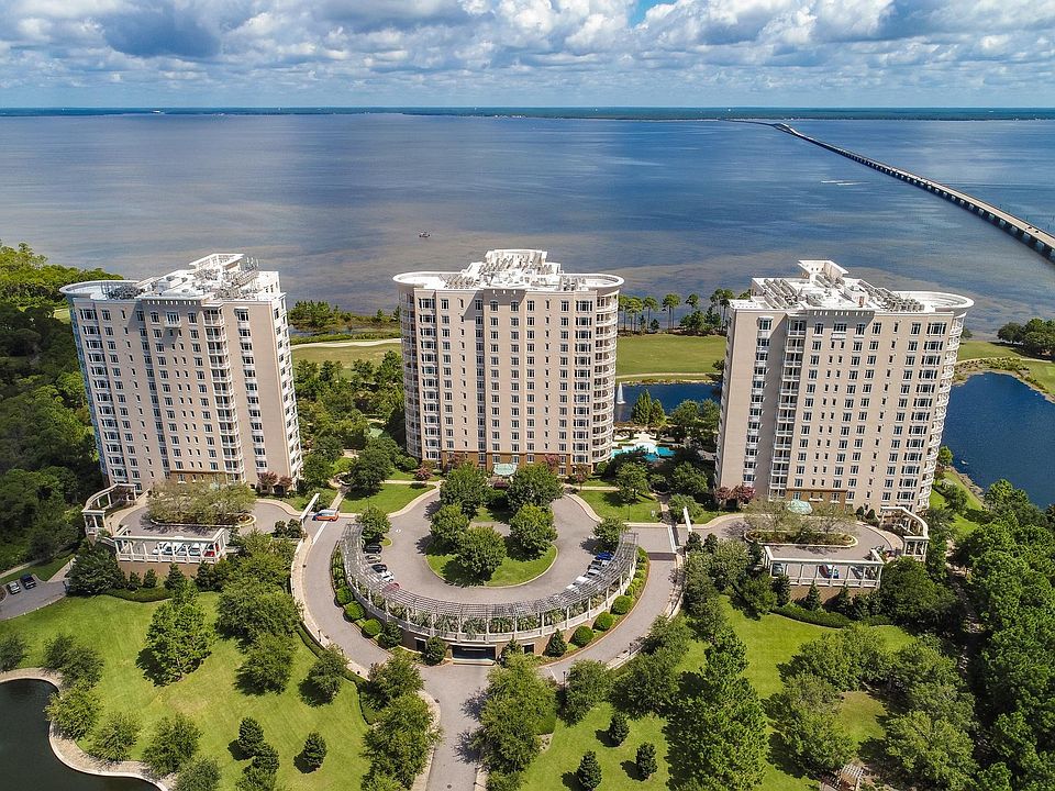 1st image of 408 Kelly Plantation Dr #Penthouse 12