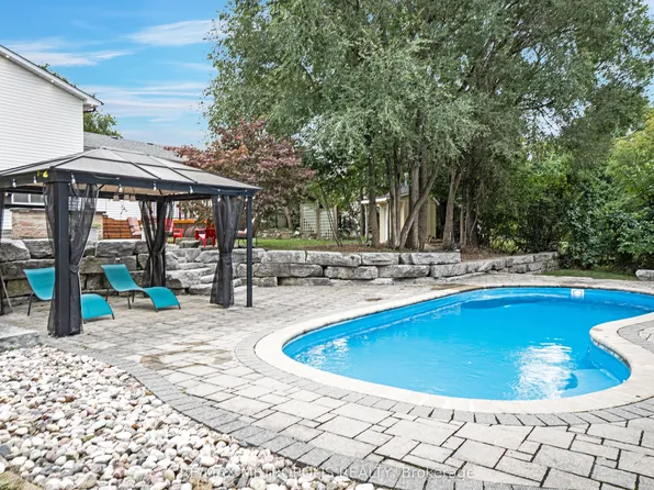 1872 Appleview Rd, Pickering, ON L1V 1T8