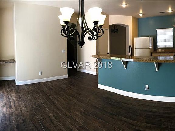 5th image of 5008 Royal Lake Ave