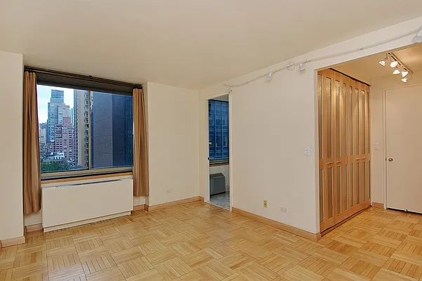 Sold by Corcoran | media 3