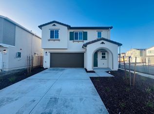 18695 River Walk Pl, Lathrop, CA 95330