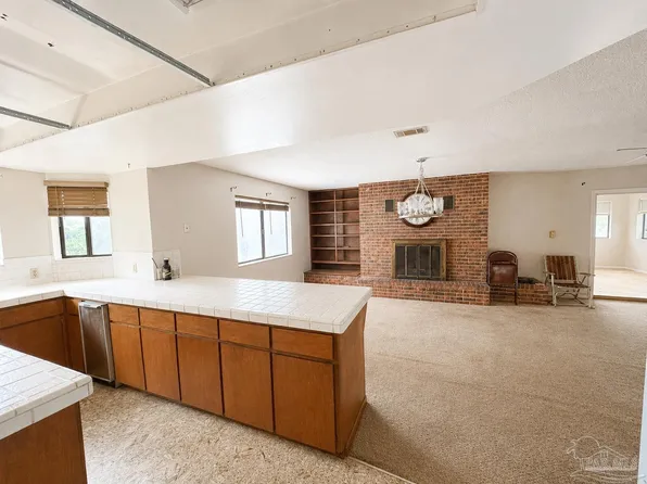 9670 Cove Ave, Pensacola, FL 32534