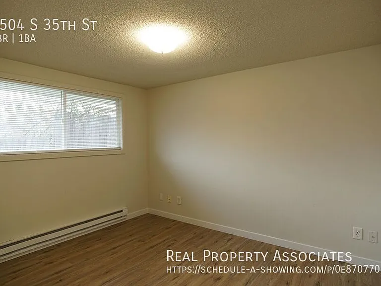 1504 S 35th St — Photo 10