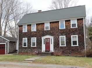 28 Pond St, Georgetown, MA 01833