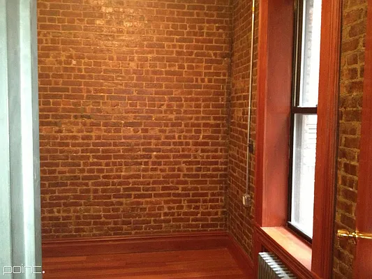 Rented by Point NYC | media 20