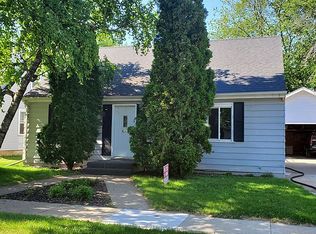 314 E Wilson Ave, Appleton, WI 54915