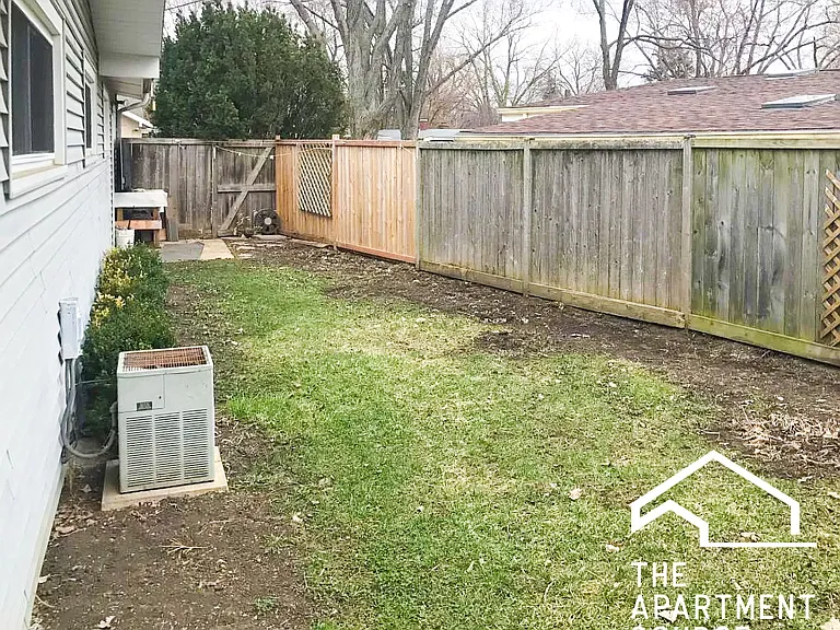 55 E Jeffery Ave #HOUSE — Photo 15
