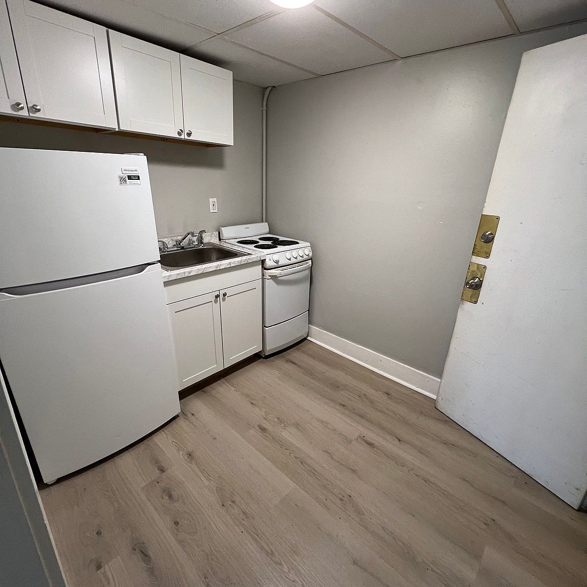 109 Emerson St APT 4, Haverhill, MA 01830 | Zillow