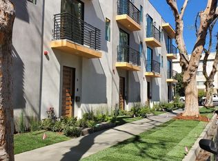 13136 Riverside Dr #C, Sherman Oaks, CA 91423