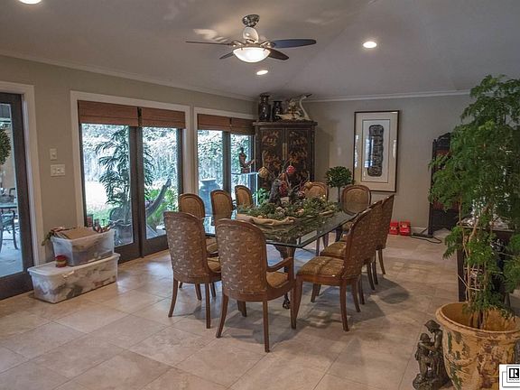 3rd image of 2713 Plantation Dr #2