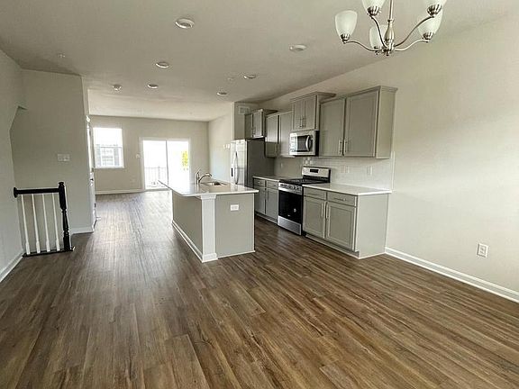 5th image of 7066 Delegate Pl