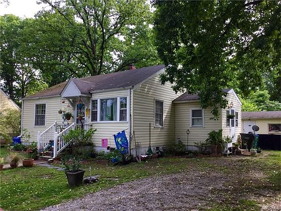 2nd image of 3343 Chapel Dr