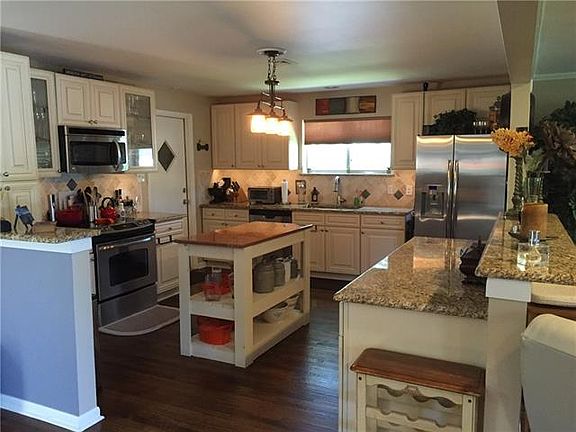 5th image of 10339 Cromwell Dr