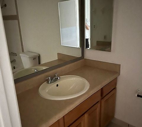 5th image of 415 Sykes Cir #6