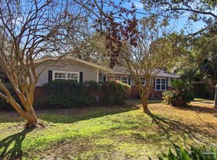 402 Navarre St, Gulf Breeze, FL 32561