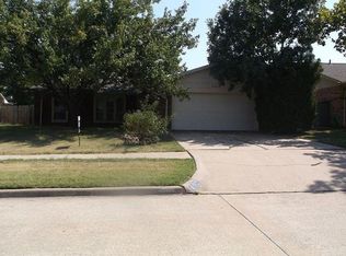 6912 SW Bainbridge Ave, Lawton, OK 73505