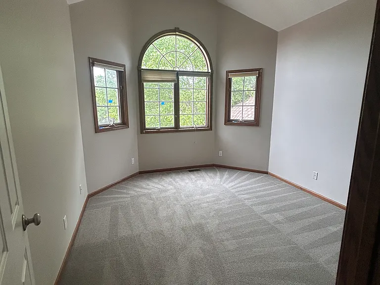 2713 NE Briarwood Ct — Photo 15