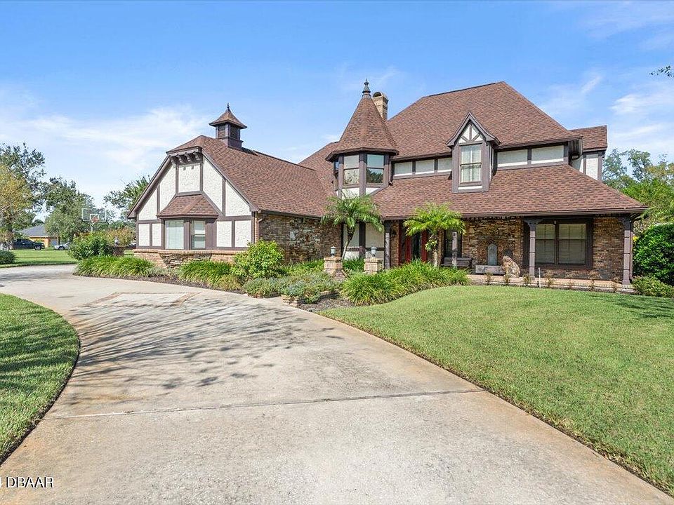1st image of 4 Lake Vista Way